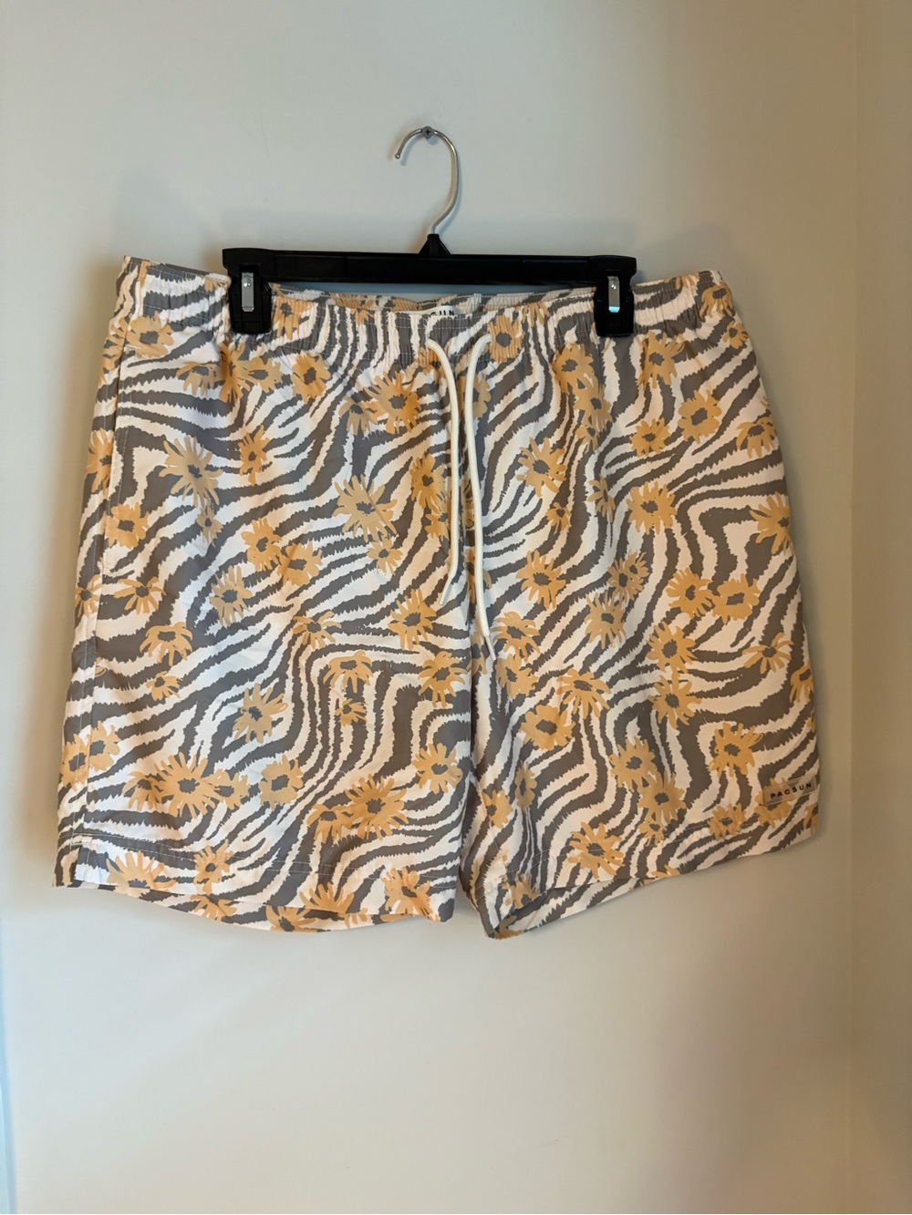 PacSun Men’s Yellow & Gray Floral Zebra Swim Trunks